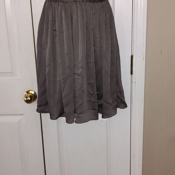 BCBGeneration  pewter  party wedding graduation dress  Sz 6 - Picture 2 of 6